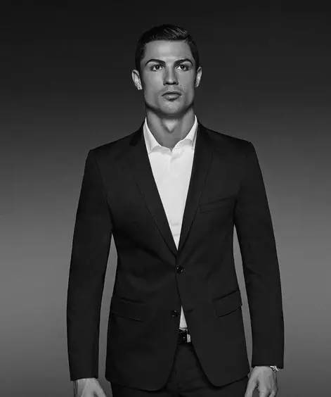 上海海港豪取连胜