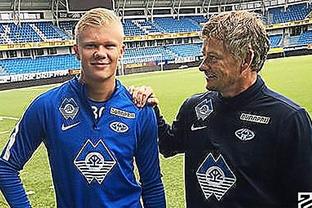 西蒙：尼科在毕包是带伤出战且踢不了全场；希望进世界杯决赛