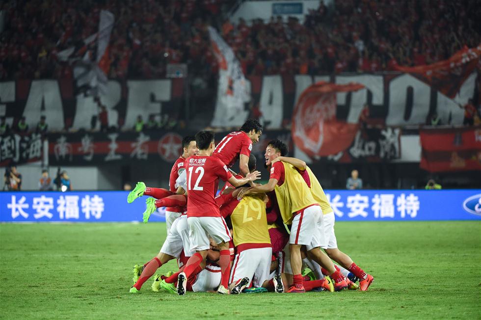 王曼昱横扫李恩惠，孙颖莎等人观摩学习，蒯曼混双横扫韩国组合